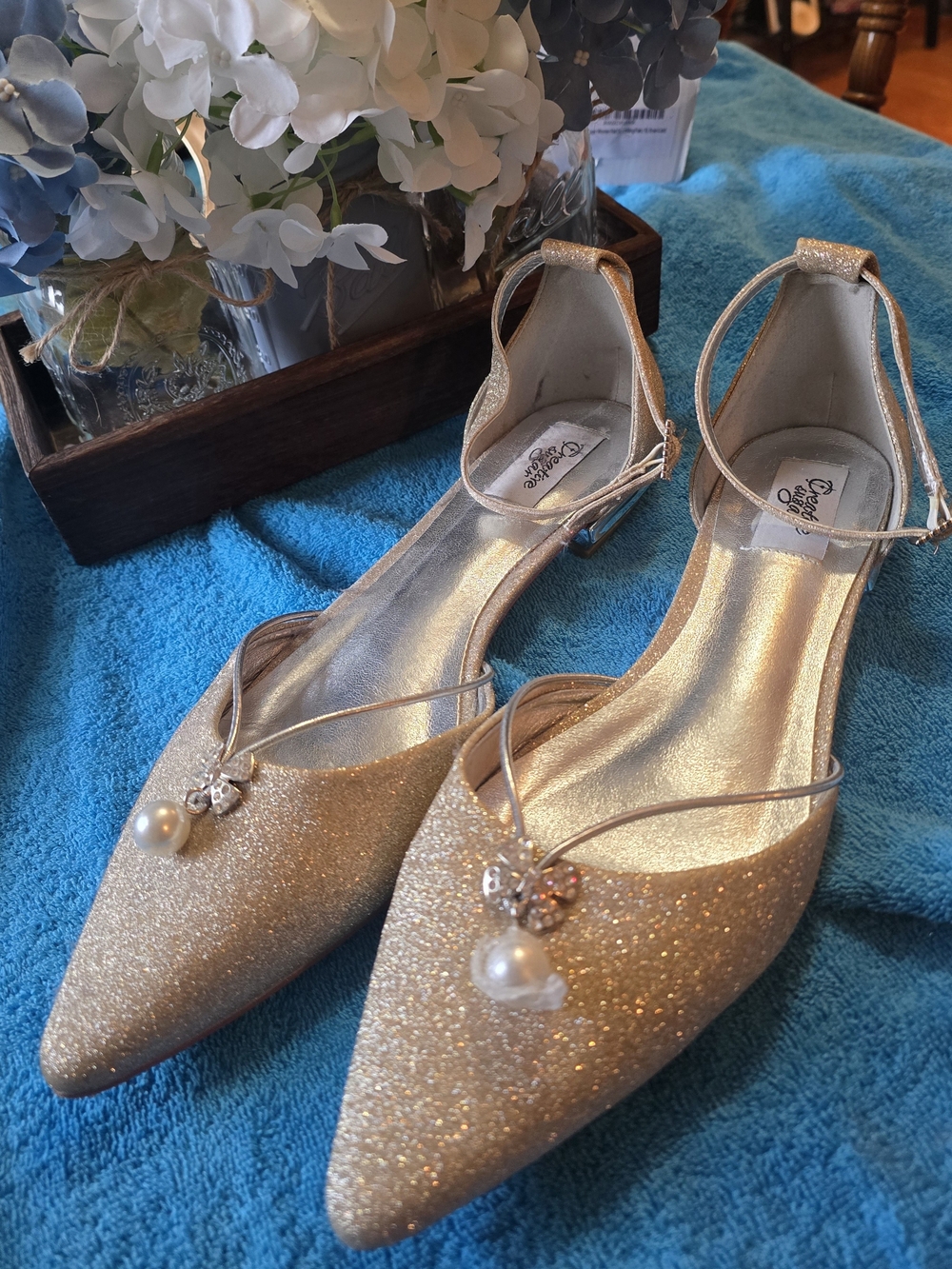 Ermonn Glitter Pointed-Toe Heels Gold Like New